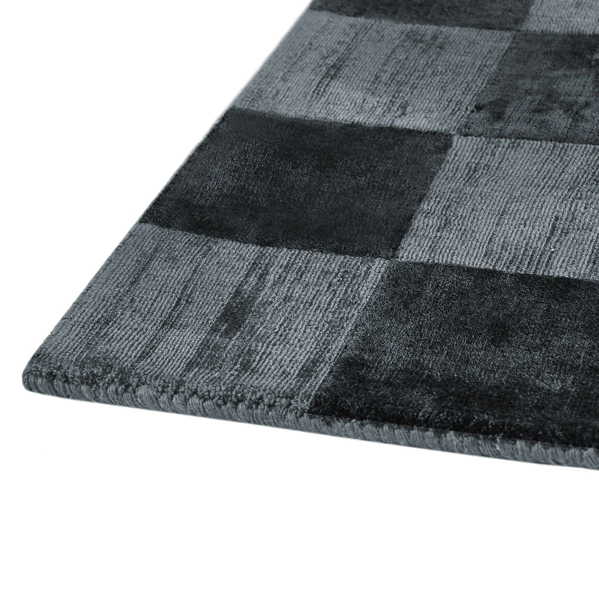 Berlin Check Rug - Ink Blue - Image 12