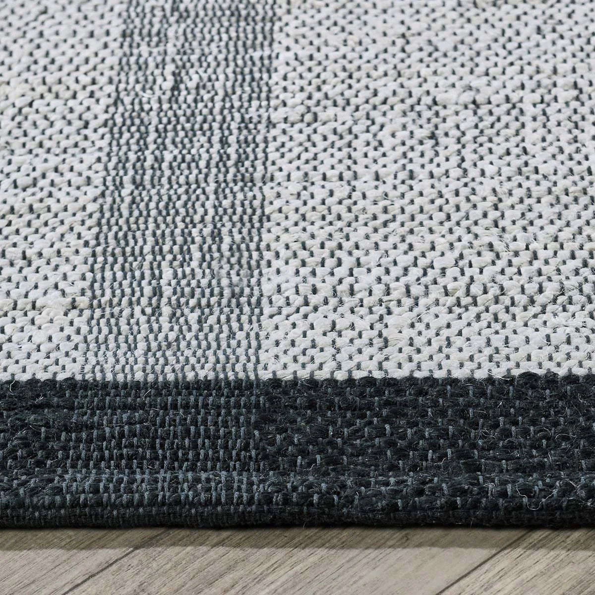 Kochi Stripe Rug - Ivory/Black - Image 9